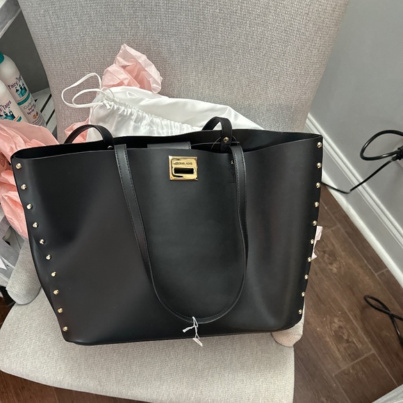 Michael Kors large black and gold tote bag - Picture 1 of 4